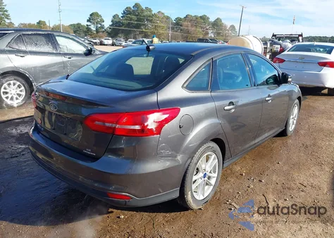 2016 Ford Focus Se z USA, uszkodzony, nr VIN 1FADP3F23GL309953